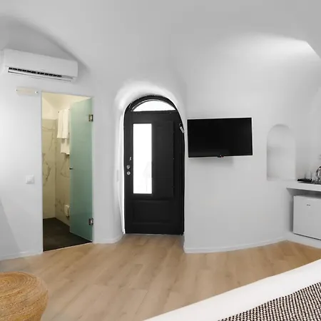 Mill New Elegant 4* Fira (Santorini)