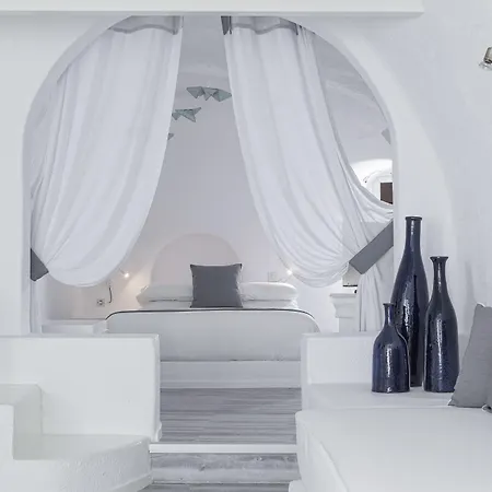 Mill New Elegant 4* Fira (Santorini)