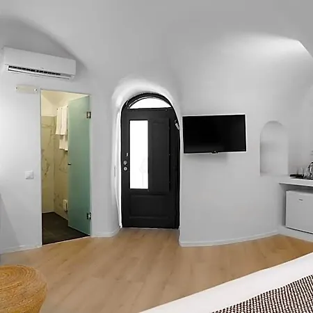 Mill New Elegant By Mr And Mrs White 4* Fira (Santorini)