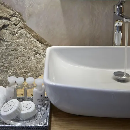 Mill New Elegant Aparthotel 4*