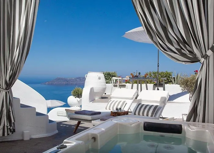 Mill New Elegant Aparthotel Fira (Santorini)
