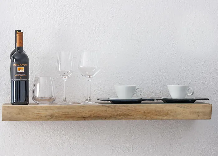 Mill New Elegant Aparthotel Fira (Santorini)