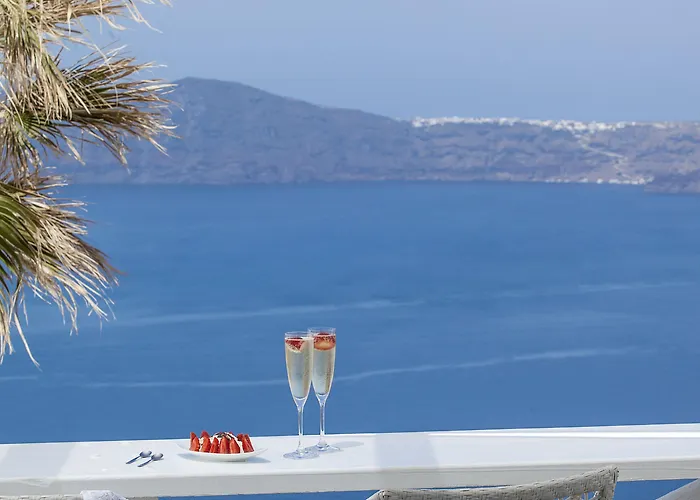 Mill New Elegant 4* Fira (Santorini)