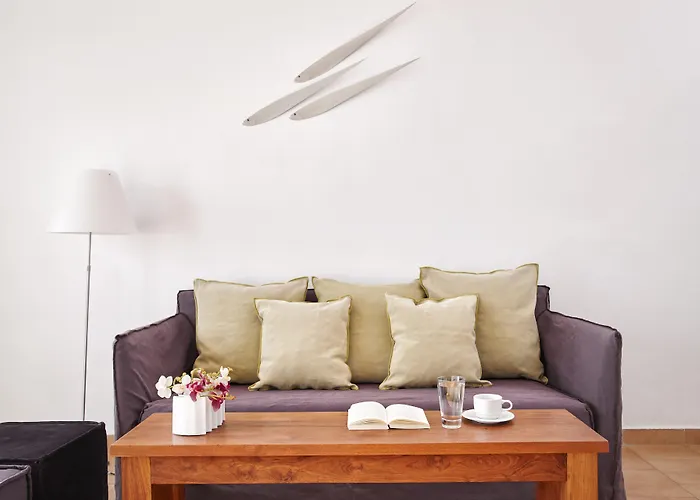 Mill New Elegant Aparthotel